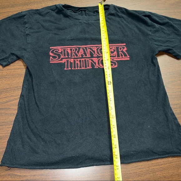 Stranger Things T-shirt - Picture 3 of 5